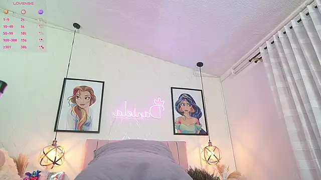 dani_parker_'s cam snapshot