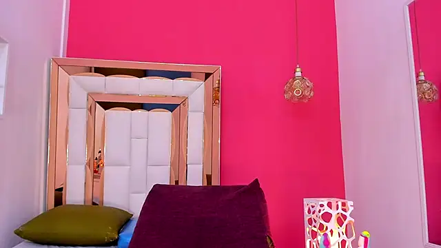 Tifany_69_'s cam snapshot