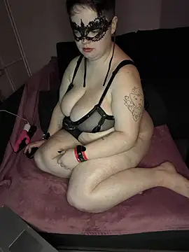 Katy2323 live sex cam