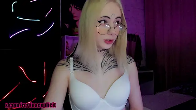 snake__bites live sex cam