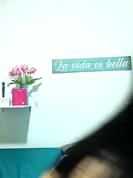 EmmaRossem live sex cam