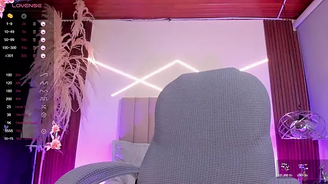 Isis_Moon's cam snapshot