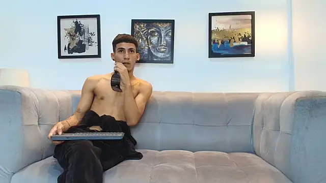 HORNY_PRETTY's cam snapshot