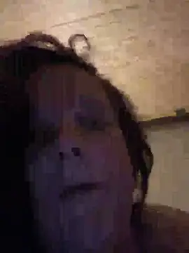 kristynamoimeme's cam snapshot