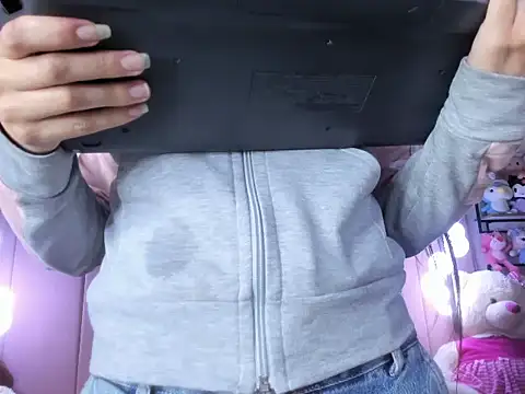 Anyelii_hot's cam snapshot