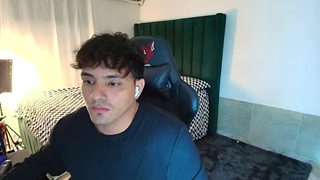 man_dur07's cam snapshot