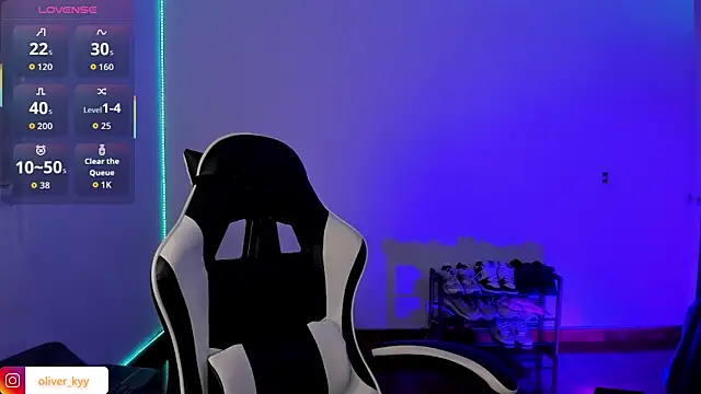 oliver_kyy's cam snapshot