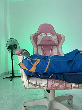 Mara_royal's cam snapshot