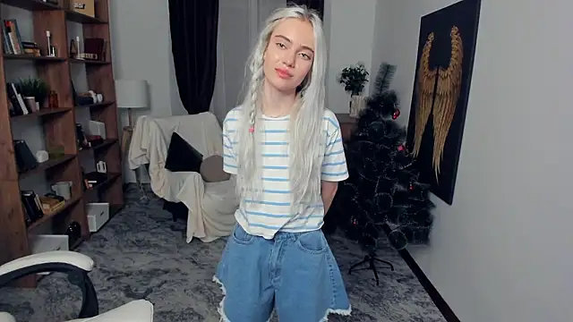 KristalCrowner's cam snapshot