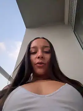 Brunettecollins05 live sex cam