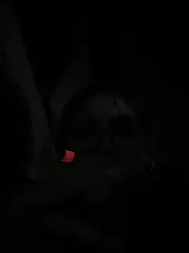 Milly-Kiss live sex cam