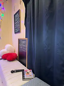 TheFishWife's cam snapshot