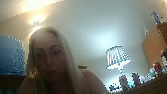 theblondecocklover live sex cam