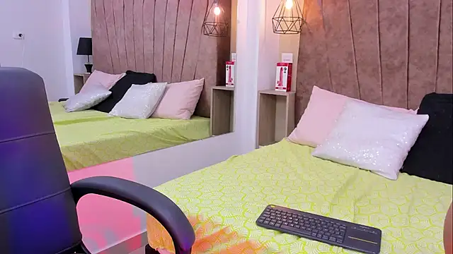 HelenTovar's cam snapshot