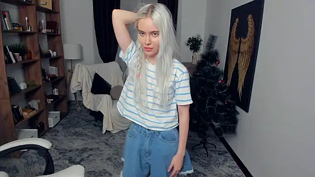 KristalCrowner's cam snapshot