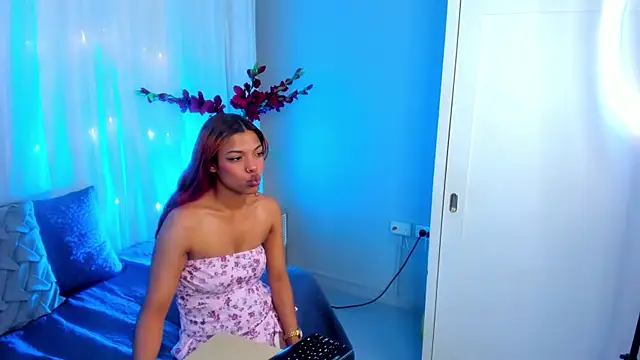 shy_siren's cam snapshot