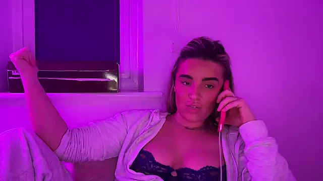 maisiesmithx live sex cam