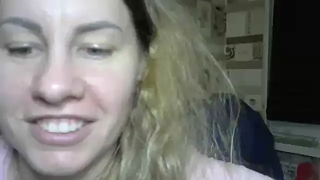 TherestlessKitty's cam snapshot