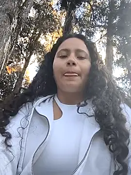 Yaya_watson live sex cam