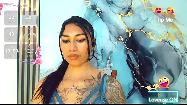 khiara_moretti's cam snapshot