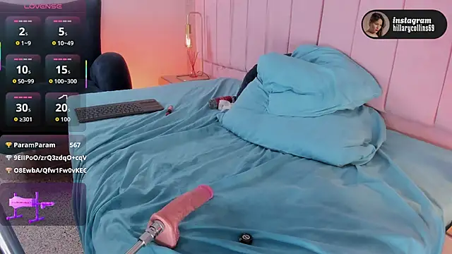 Hillary_Collins1's cam snapshot