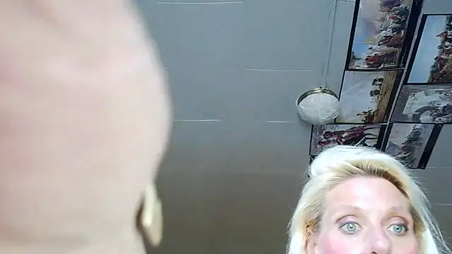 Glamazing's cam snapshot