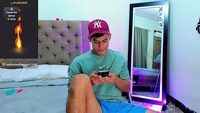 blorelopez's cam snapshot