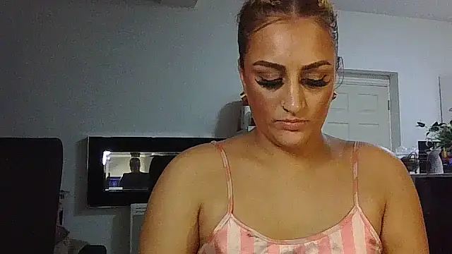 KiraBestxo's cam snapshot