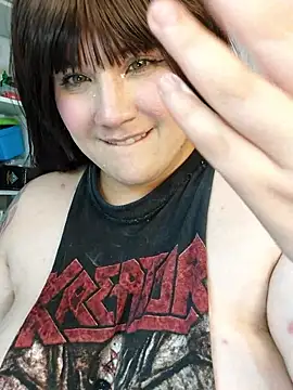 ItsNaiixa's cam snapshot