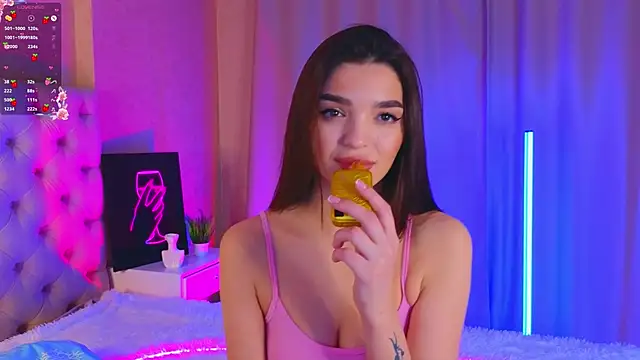 MarciaMarshall's cam snapshot