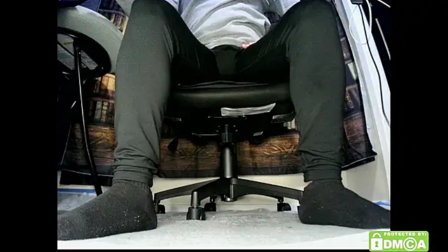 justshutupandwatch's cam snapshot