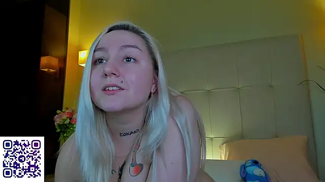 Debbie_Taylor's cam snapshot