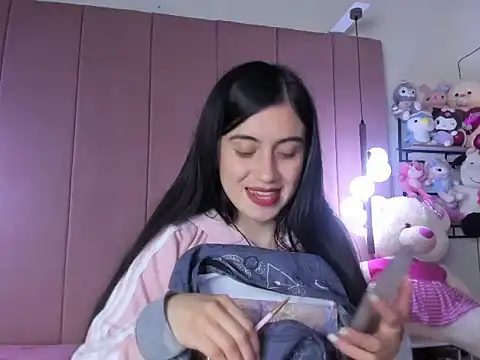 Anyelii_hot's cam snapshot