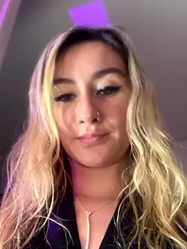 MaryDeniro's cam snapshot