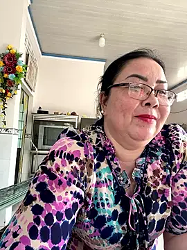 Alinat_'s cam snapshot