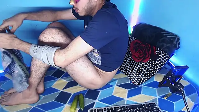 rahulkajuuu0909's cam snapshot