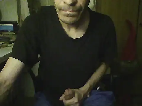 Gattuzoman85's cam snapshot