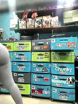 Lucy_699 live sex cam