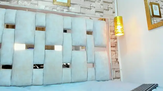 Lian_Brown live sex cam