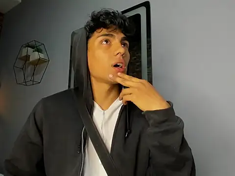 MattFiore's cam snapshot