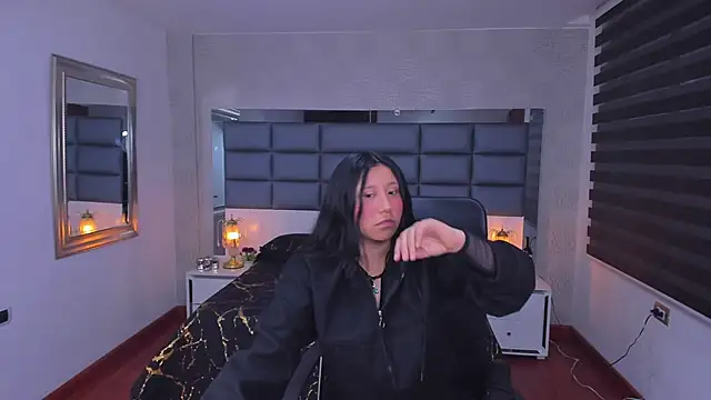 Nohemi_louse's cam snapshot