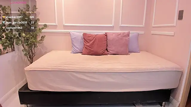 Lucy_Canel's cam snapshot