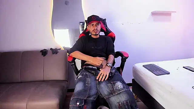 MatthewCullen's cam snapshot