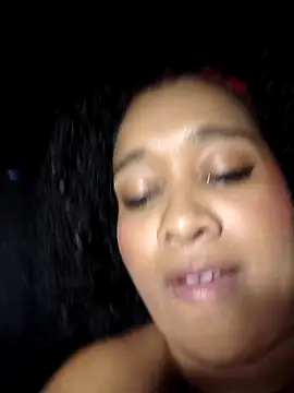 Yera_brown69's cam snapshot