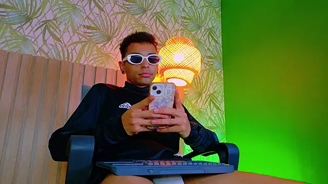 Imtavo's cam snapshot