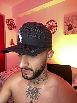 juanlouis_pierre's cam snapshot