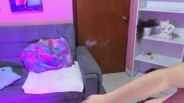 Missy_sub's cam snapshot