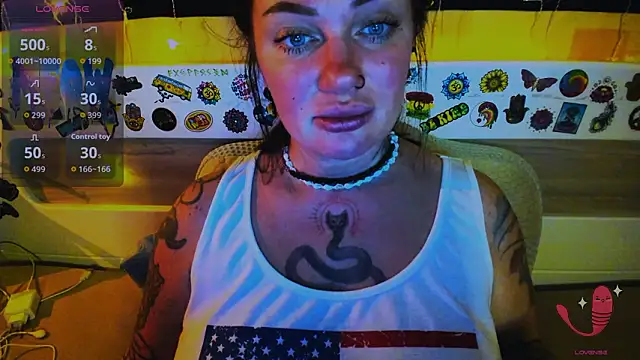 EllieOz's cam snapshot