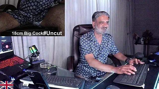 OnlineBossUK live sex cam