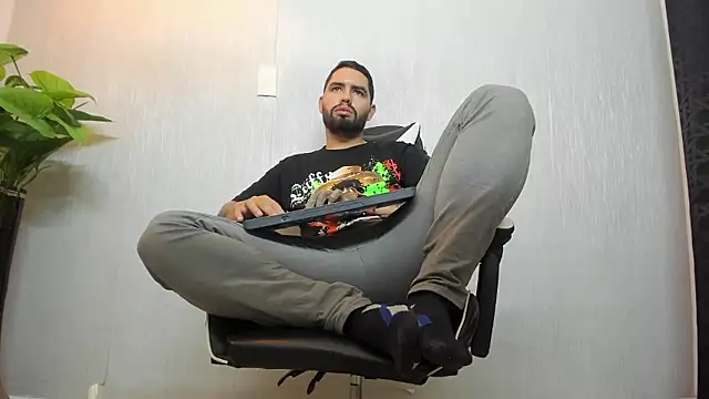 matteosantos live sex cam